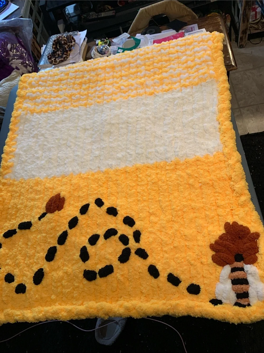 New Yellow Bee Motif Hand Knitted Plush Baby/Toddler Blanket 30x50